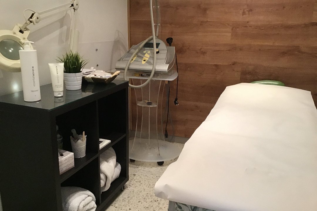 Lo&Anzu Peluqueria Y Centro Estético, Peñaranda de Bracamonte