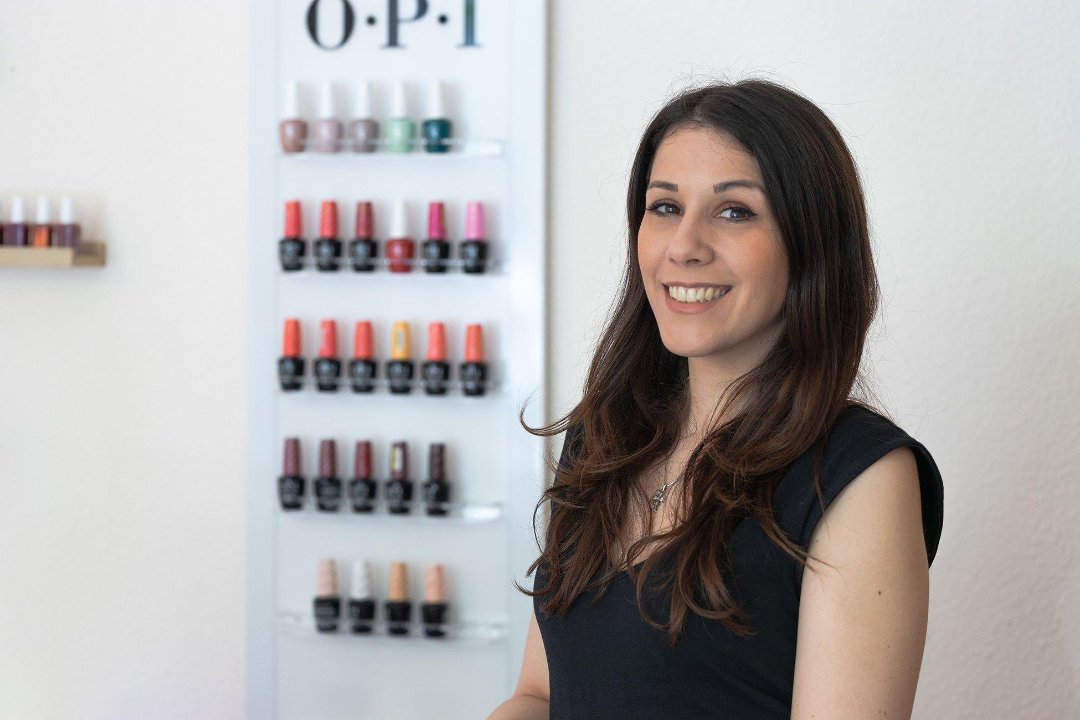 Nailberries ( Im Friseur Eve and Friends ), Prenzlauer Berg, Berlin