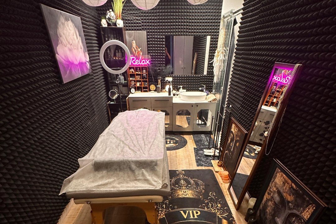 Black Rose Royal, Vilkpede, Vilnius