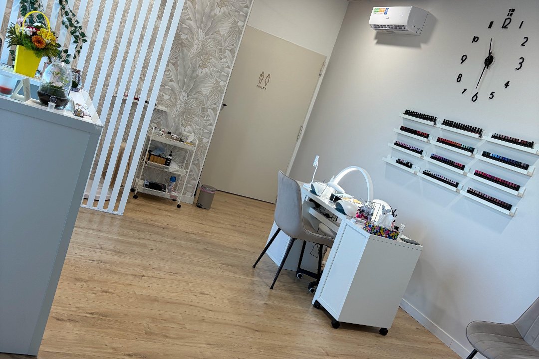 Ethernal Beauty, Passo Corese, Lazio