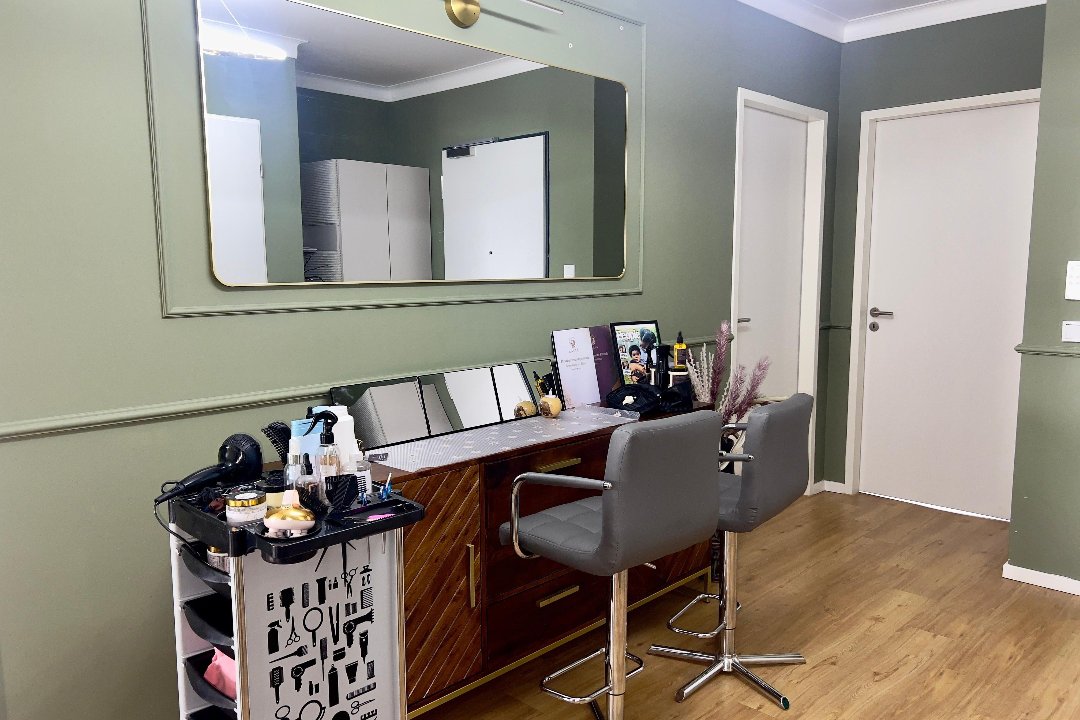 Zalia Hair & Scalp Treatment Salon, Buckow, Berlin