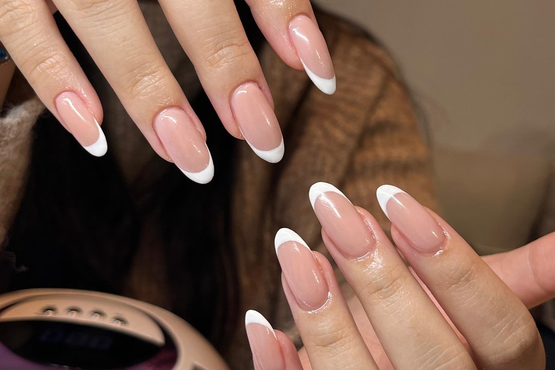 Flash Unghie, Missori, Milano