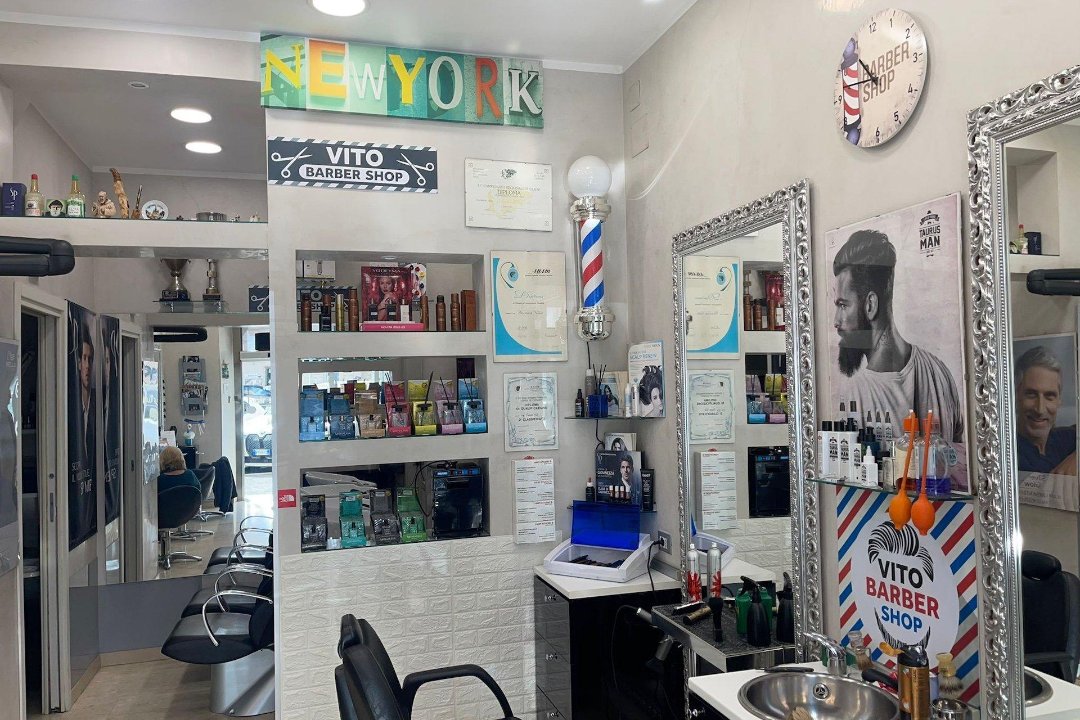 Hair Studio 8, Salario, Roma