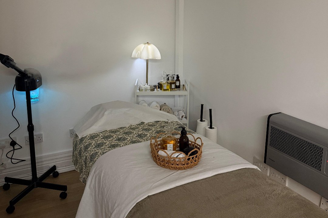 Riva Holistic, High Street Glasgow, Glasgow