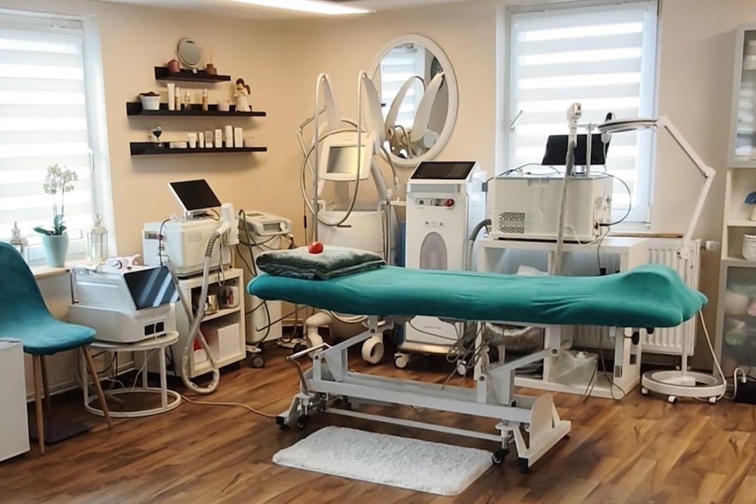 Kosmetikpraxis, Weinbach