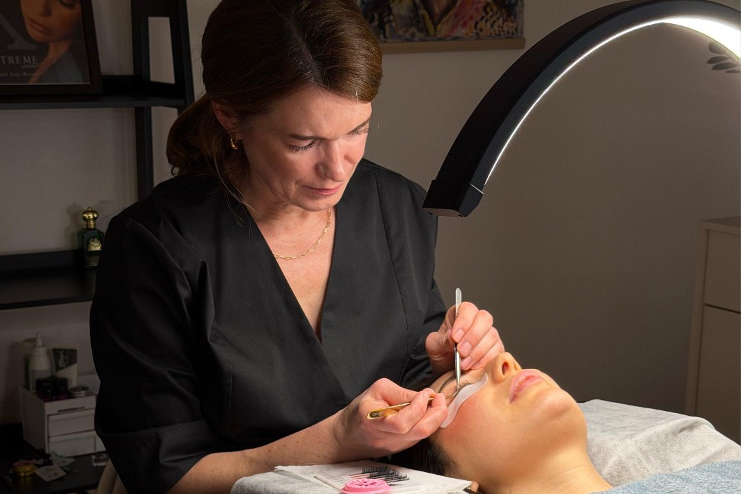 X-Lashes bei Oxana Krupin, Kudamm, Berlin