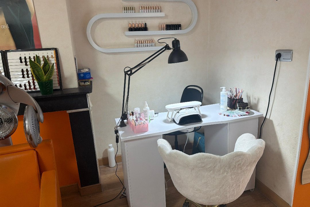 Estelle Nails, Sainte-Catherine, Bruxelles