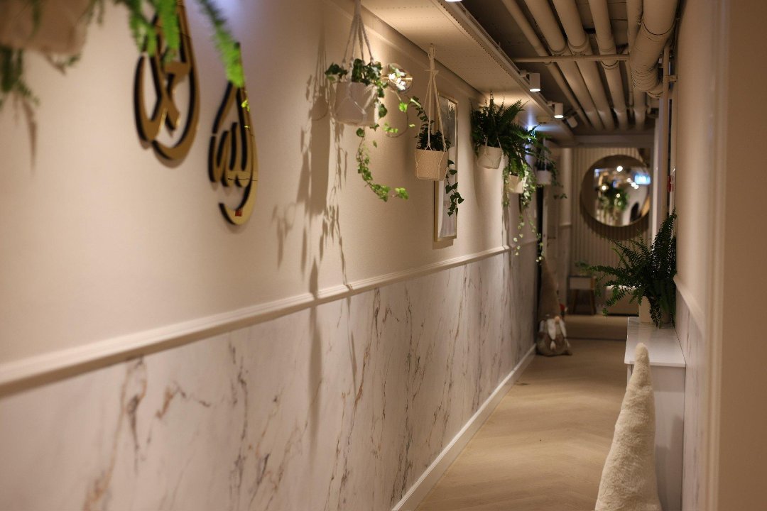 We Care B.V., Lange Voorhout, Den Haag