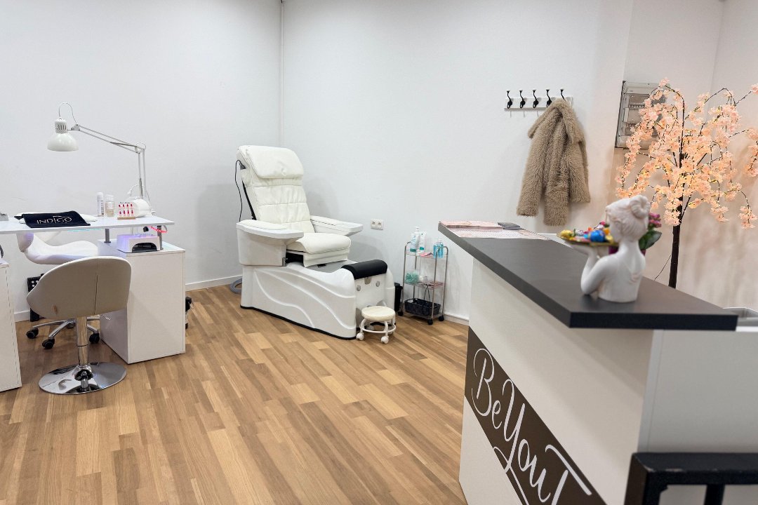 BeYouT, Saint-Pierre, Etterbeek