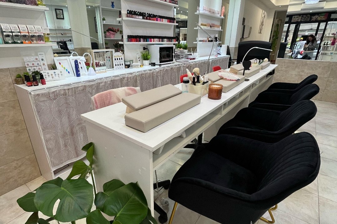 Q Nails, Circonvallazione Ostiense, Roma
