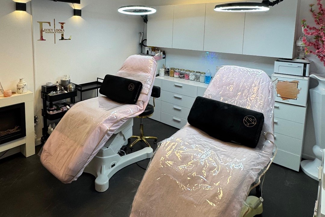 Foxy Looks - Spijkenisse, Spijkenisse, Zuid-Holland