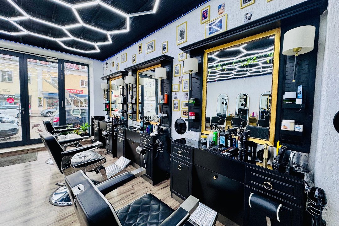 LA Friseursalon, Silberhornstraße, München