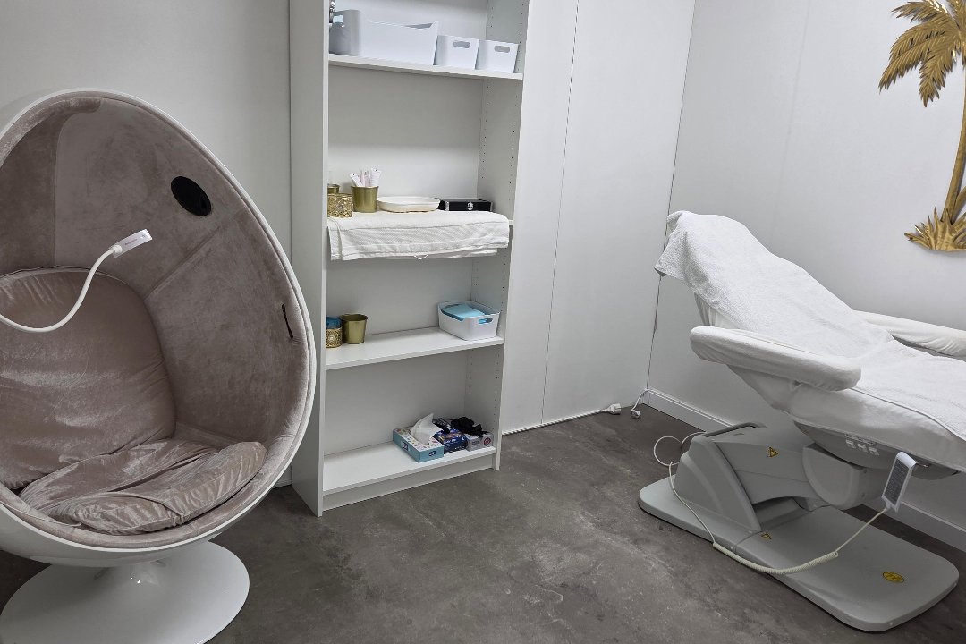 Beauty Salon Dubai Exclusive, Enschede