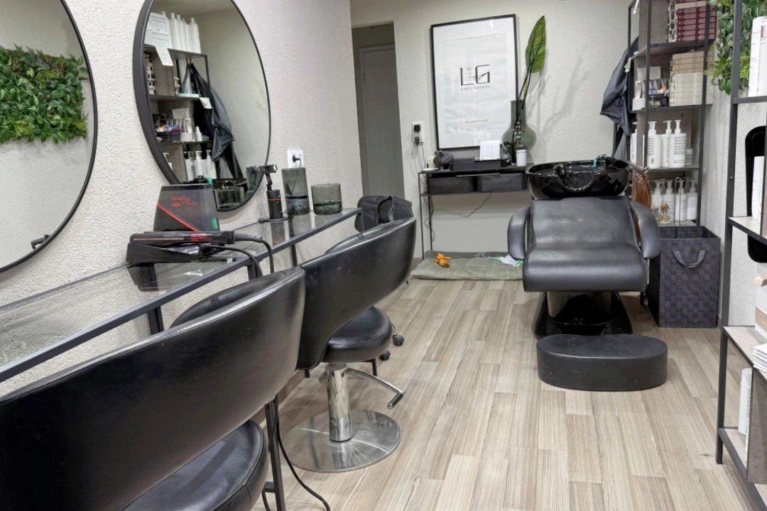 Laura_capelli_hairstyle, Eislingen, Baden-Württemberg