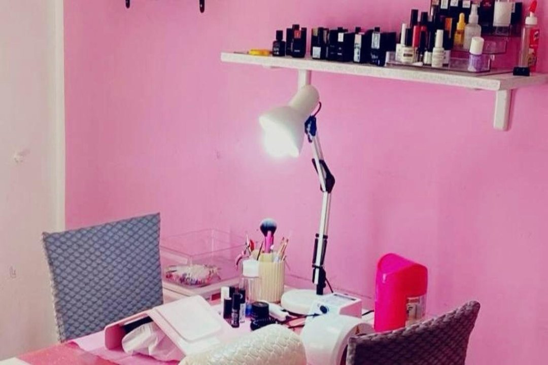 Dafina Nail, Fiano Romano, Lazio