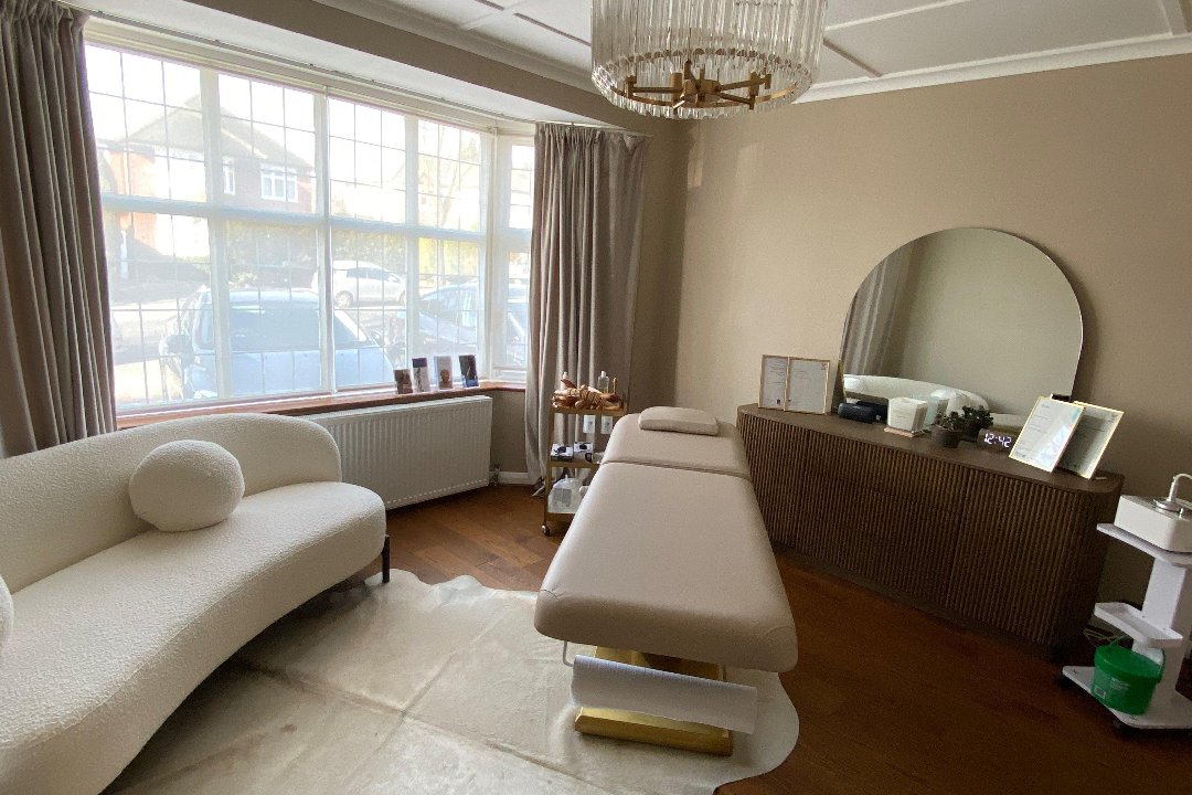 Blush Body Sculpt, Osidge, London