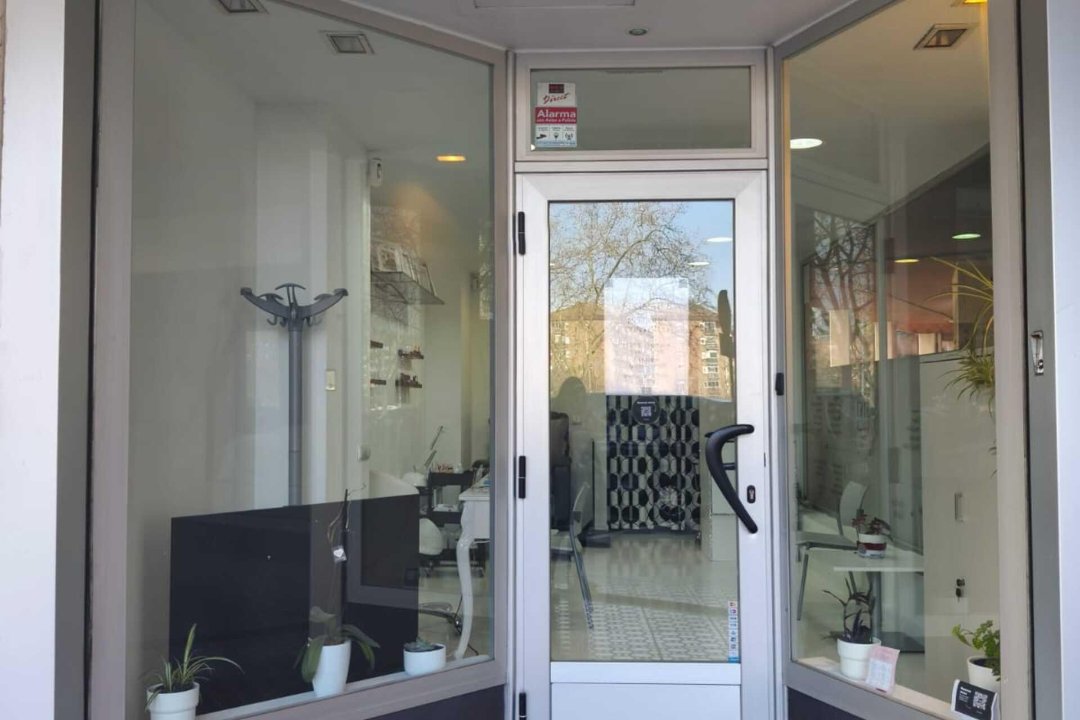 Studio Sikinails, Aranbizkarra, Vitoria-Gasteiz