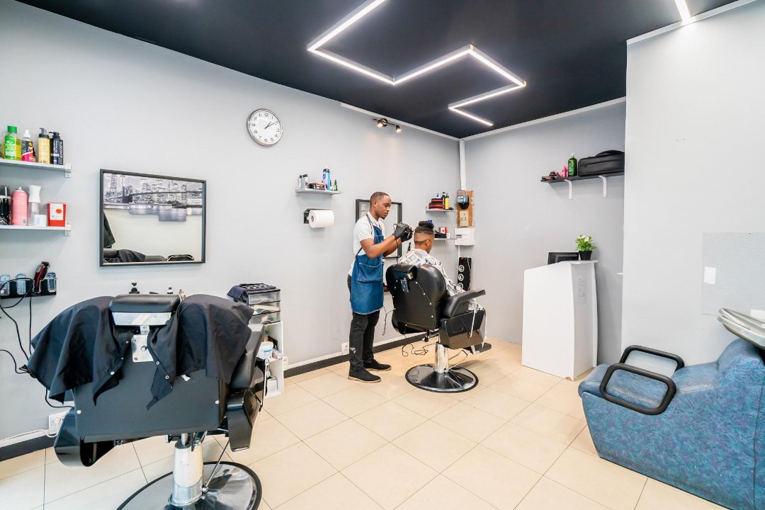 Haircutz Lounge, Métro Père Lachaise, Paris