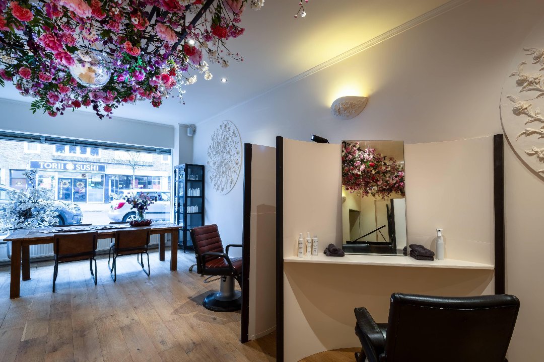 Descansa Haarmode, Nachtegaalstraat, Utrecht