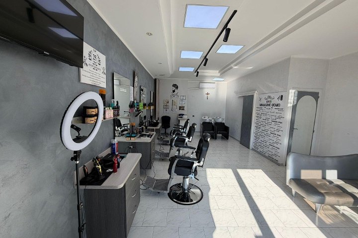 Immagine Uomo - Coiffure Volla (NA) - Photo de couverture - OneBooking