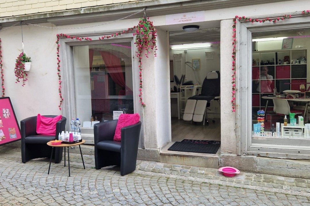 Janine's Beauty and More, Herisau