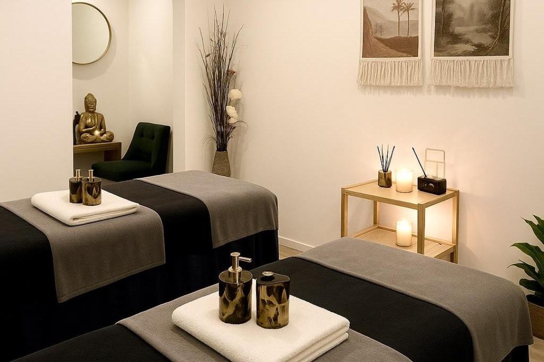 JenZen Massage & Spa Clinic, Groene Hilledijk, Rotterdam