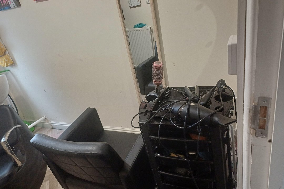 Salma's Salon, Birmingham