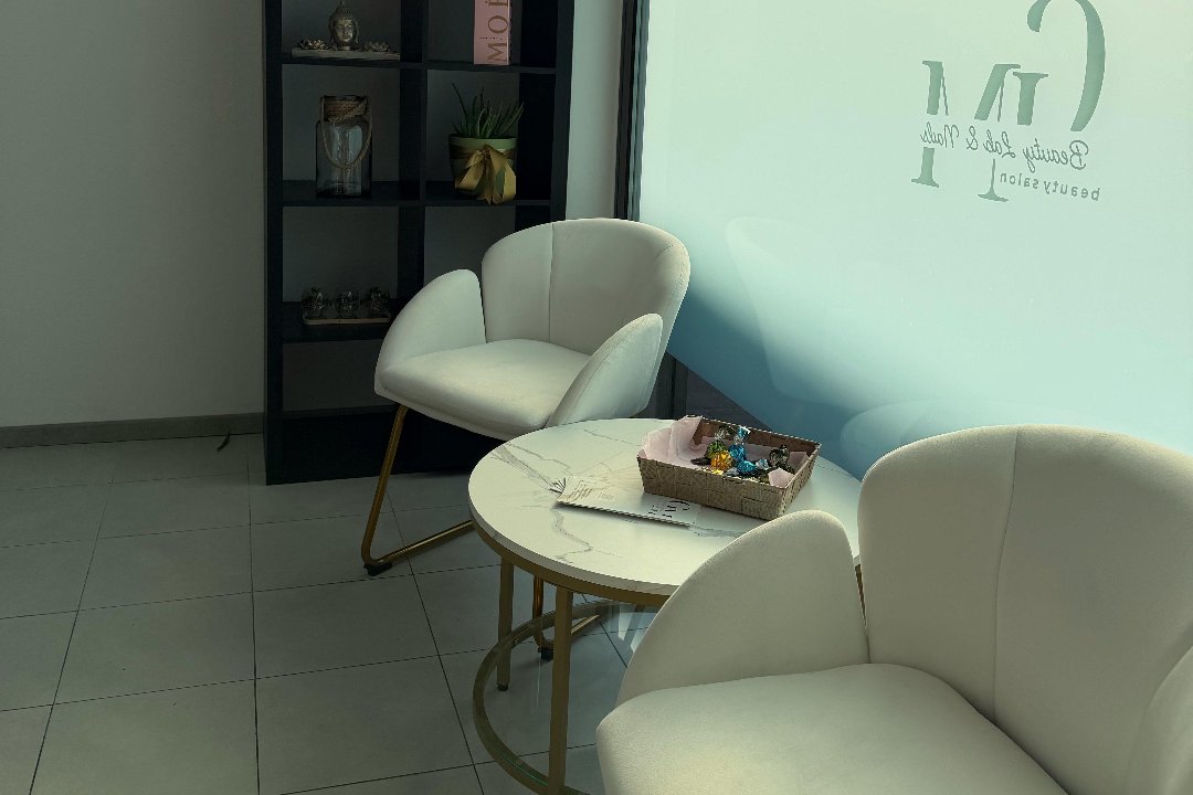 GM BeautyLab&Nails, Garbagnate Milanese, Lombardia