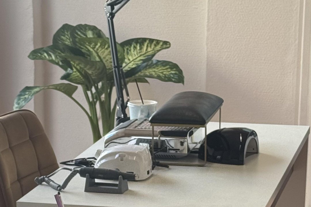 Moonlight Nail Salon, Kato Patisia, Αθήνα