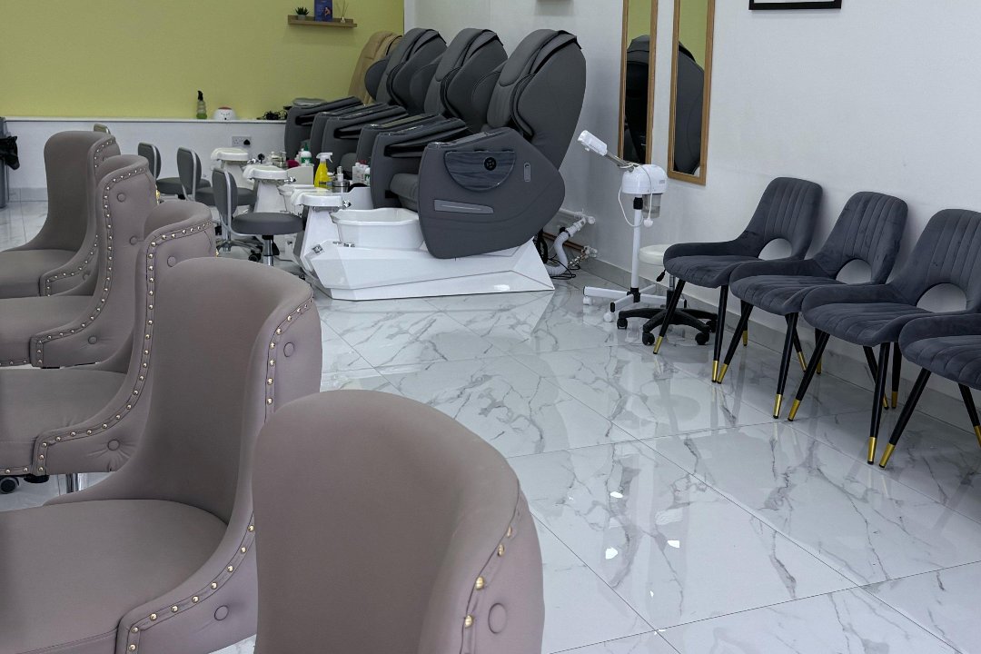 Lucy Nails, Addington Square, London