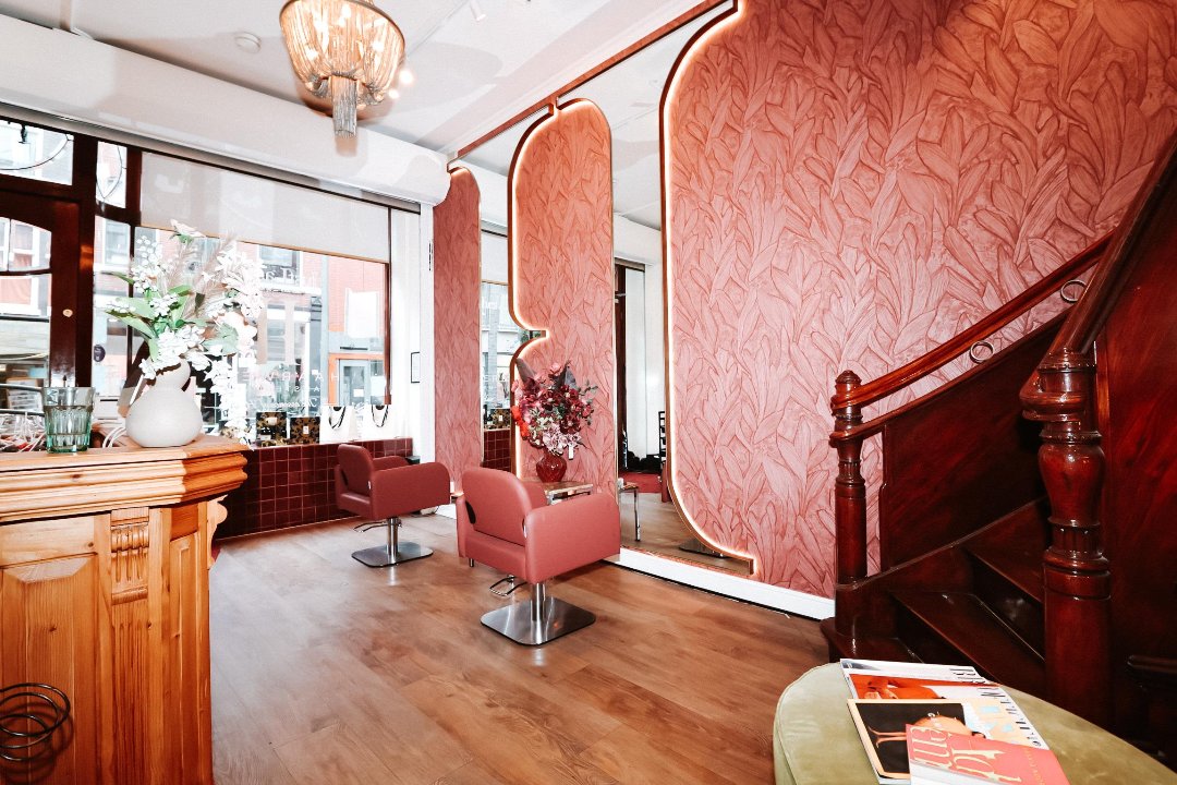 HAARWERK AMSTERDAM , Haarlemmerdijk, Amsterdam