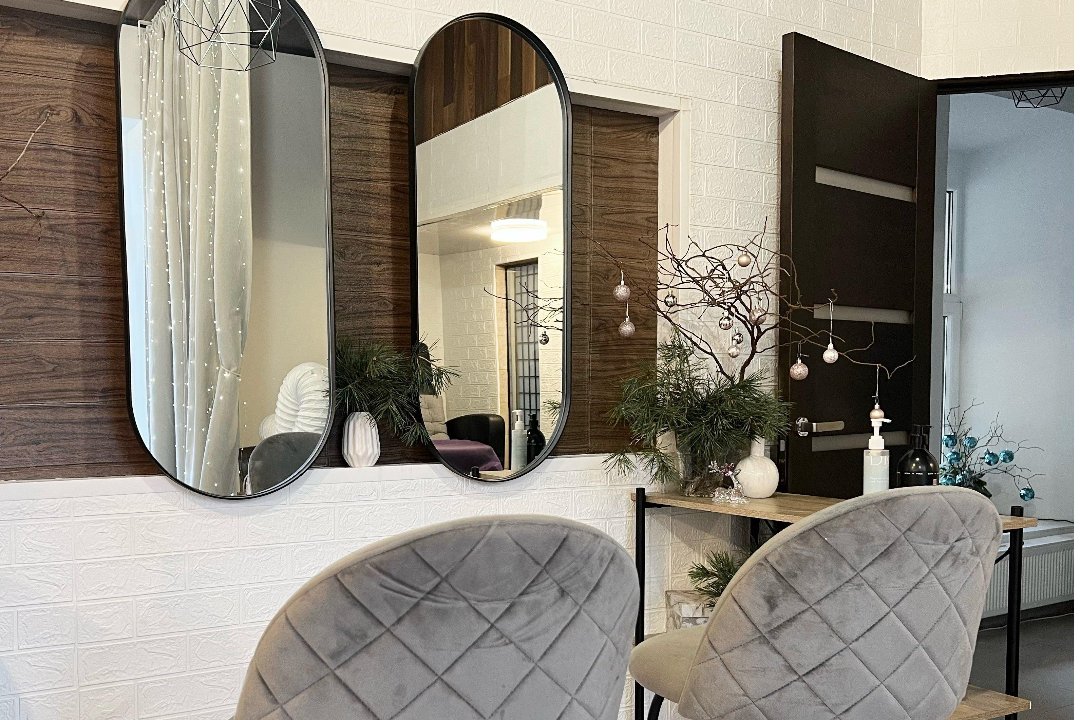 S.L.A.P  grožio studija, Stotis, Vilnius