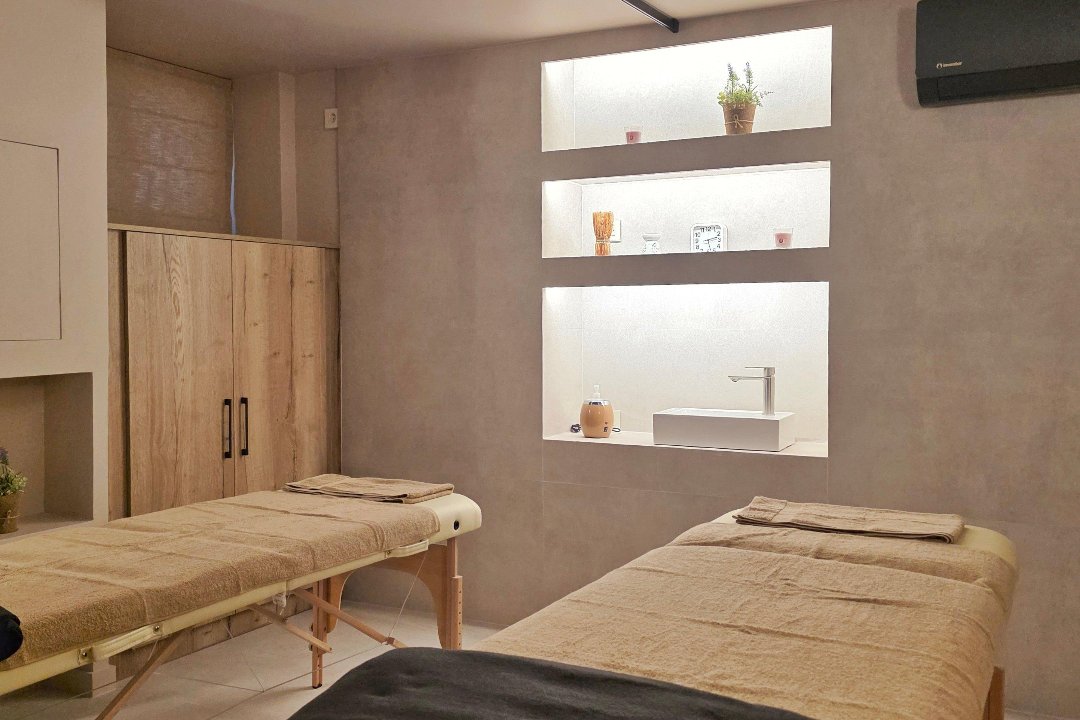 M for Massage, Psyri, Αθήνα