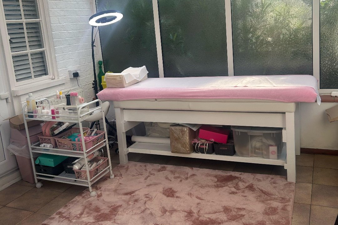 BellaVitaLounge, Banstead, Surrey