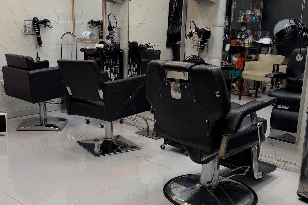 Tahani Beauty Salon, Ealing Broadway, London