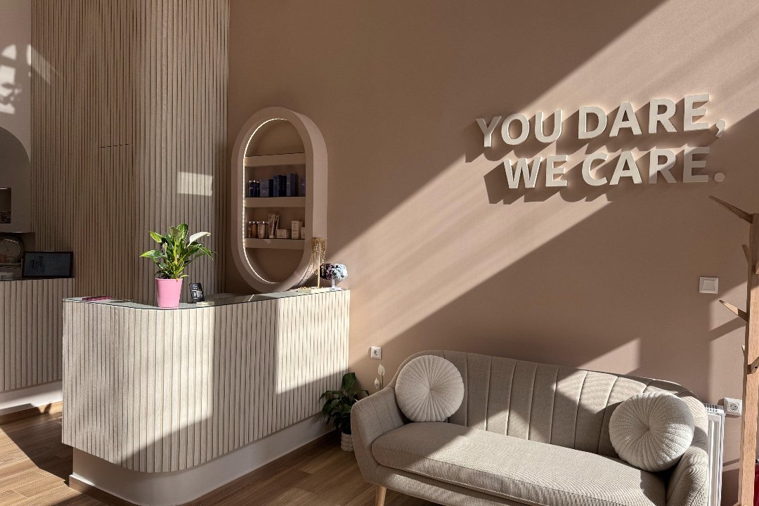 Delia The hair therapy bar, Volos, Thessaly