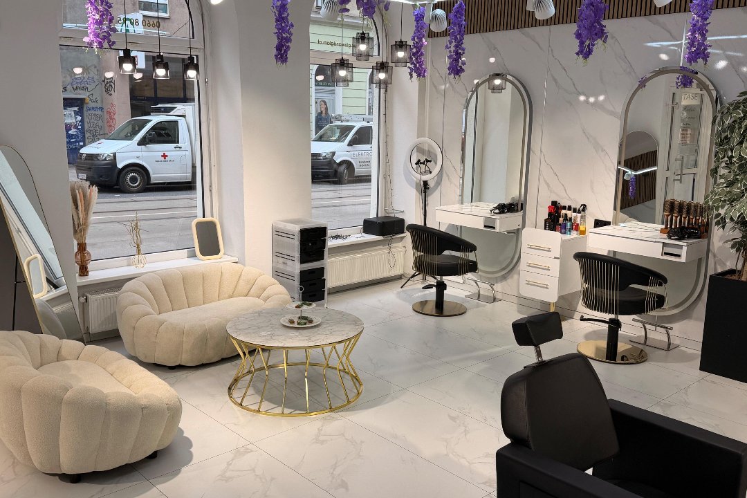 Glow & Glam by Melis Demir, 7. Bezirk, Wien