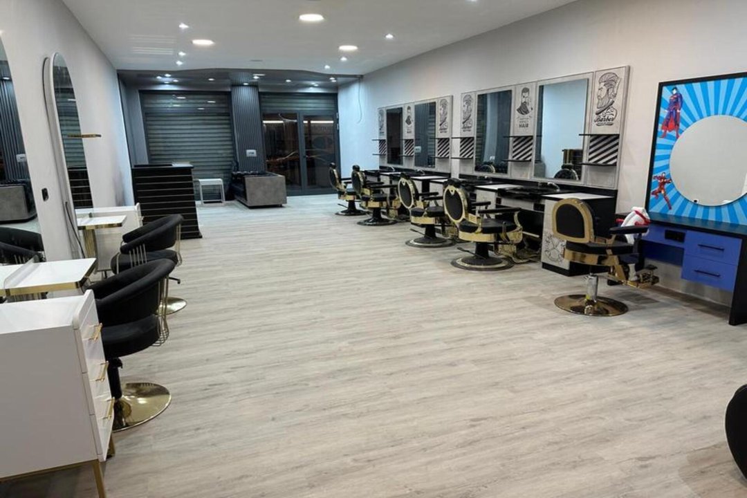 Istanbul Hair style, Castello, Cagliari