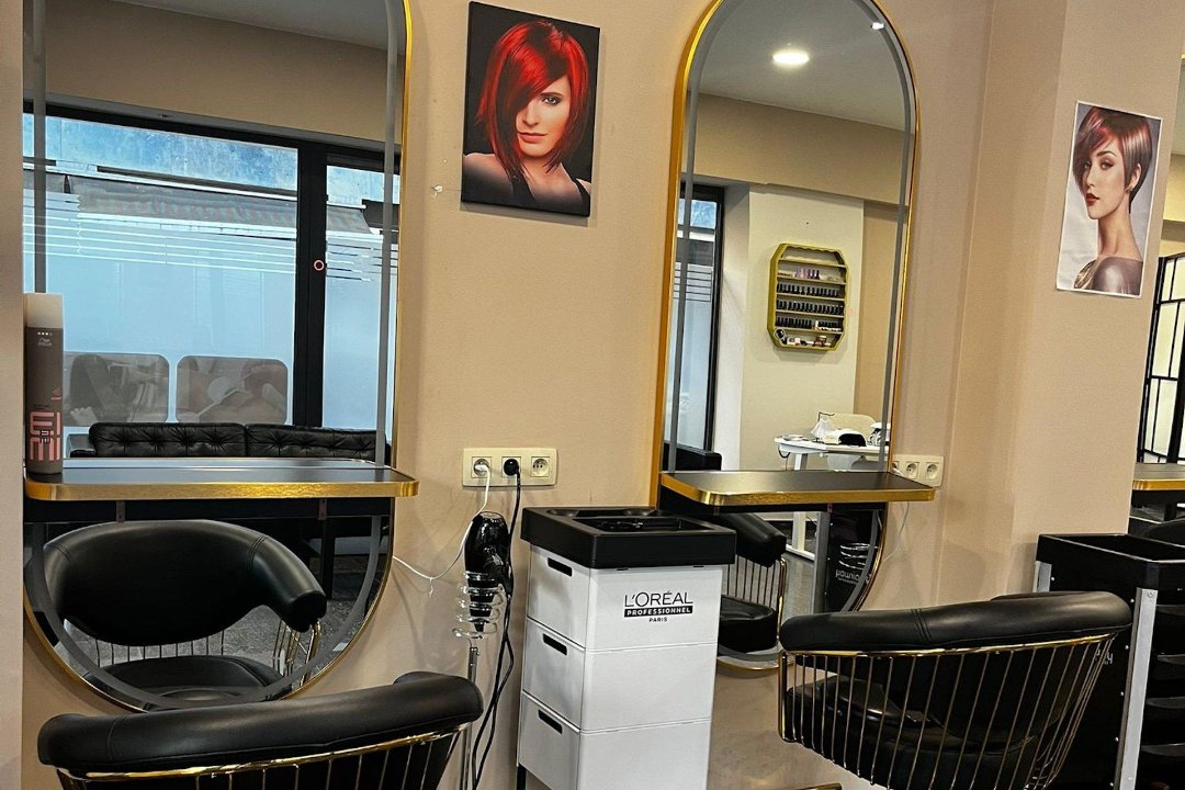 Marinela esthétique @ Kamilia Hair Studio, Haut Saint-Gilles, Saint-Gilles