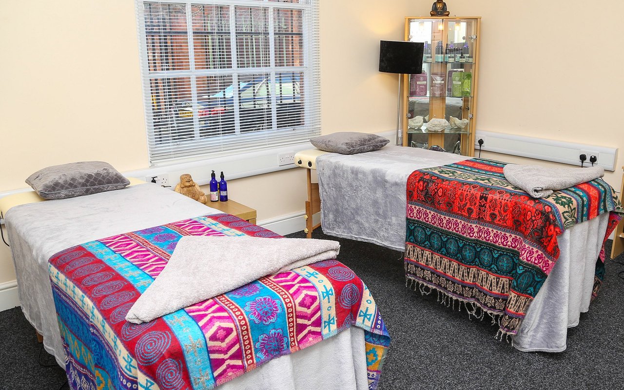 Back, neck & shoulder massages in Birmingham Central, Birmingham