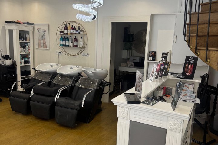 ATELIER COIFFURE VAUGIRARD - Coiffure Paris - Photo de galerie - OneBooking