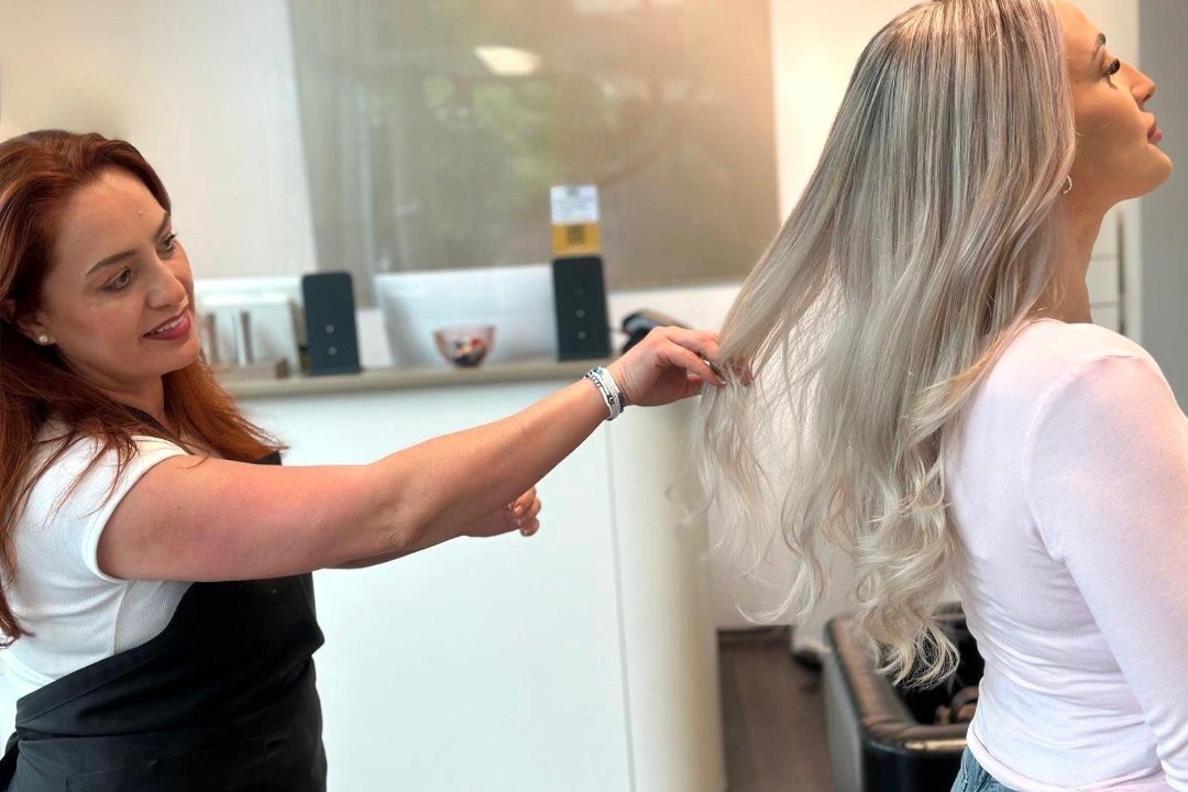 Cemile Cut Cosmetics, Trudering-Riem, München