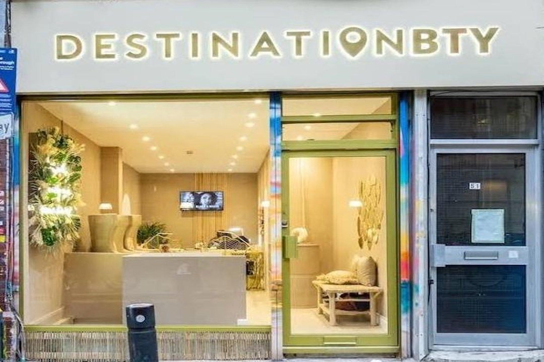 Nalani Aesthetics, Fashion Street, London