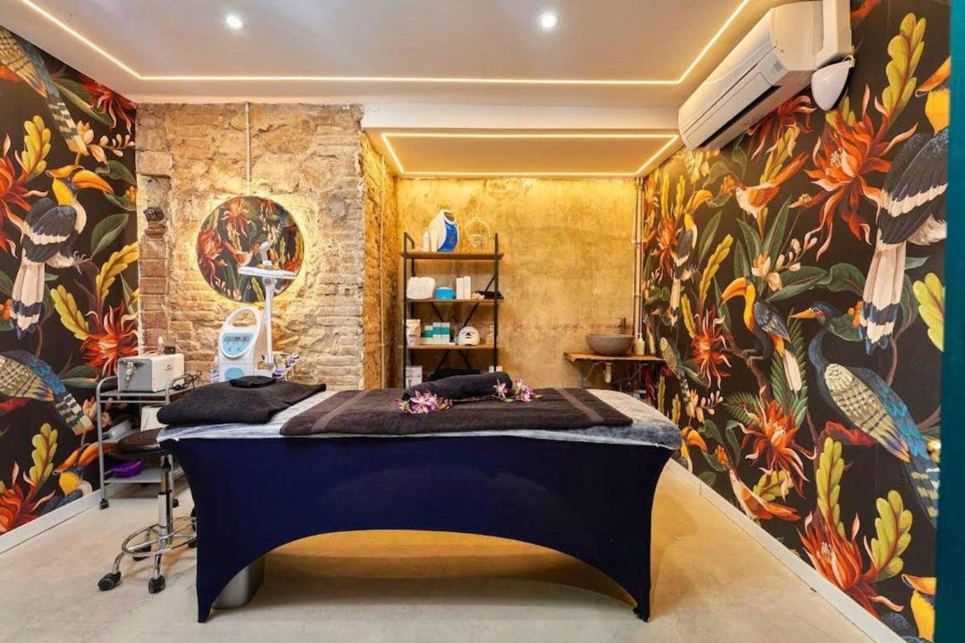 Deyanira Estética Avanzada (DIS Estética), La Nova Esquerra de l'Eixample, Barcelona