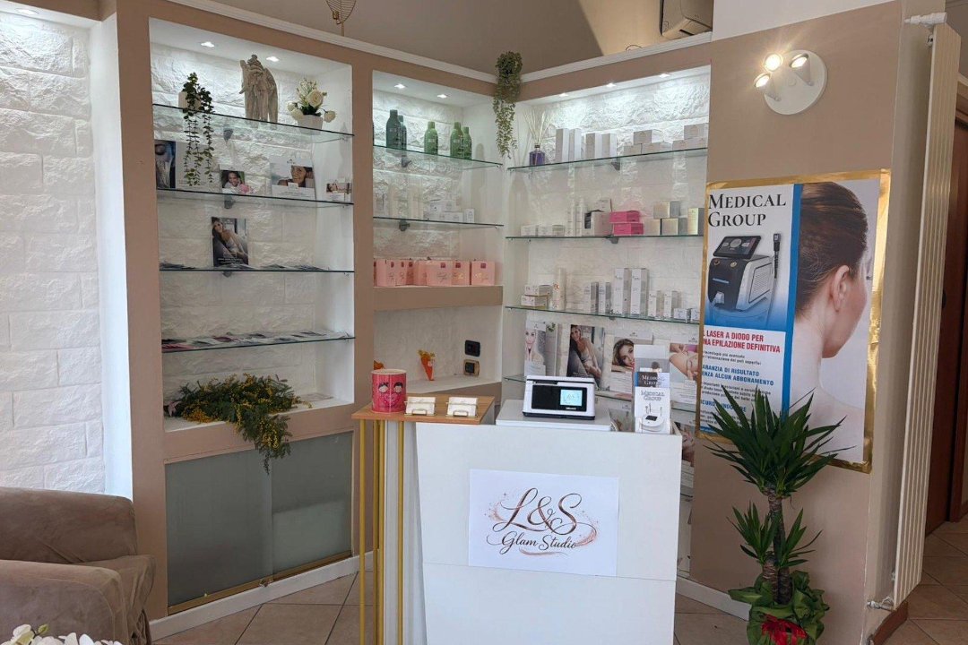 L&S Glam Studio, Zibido San Giacomo, Lombardia