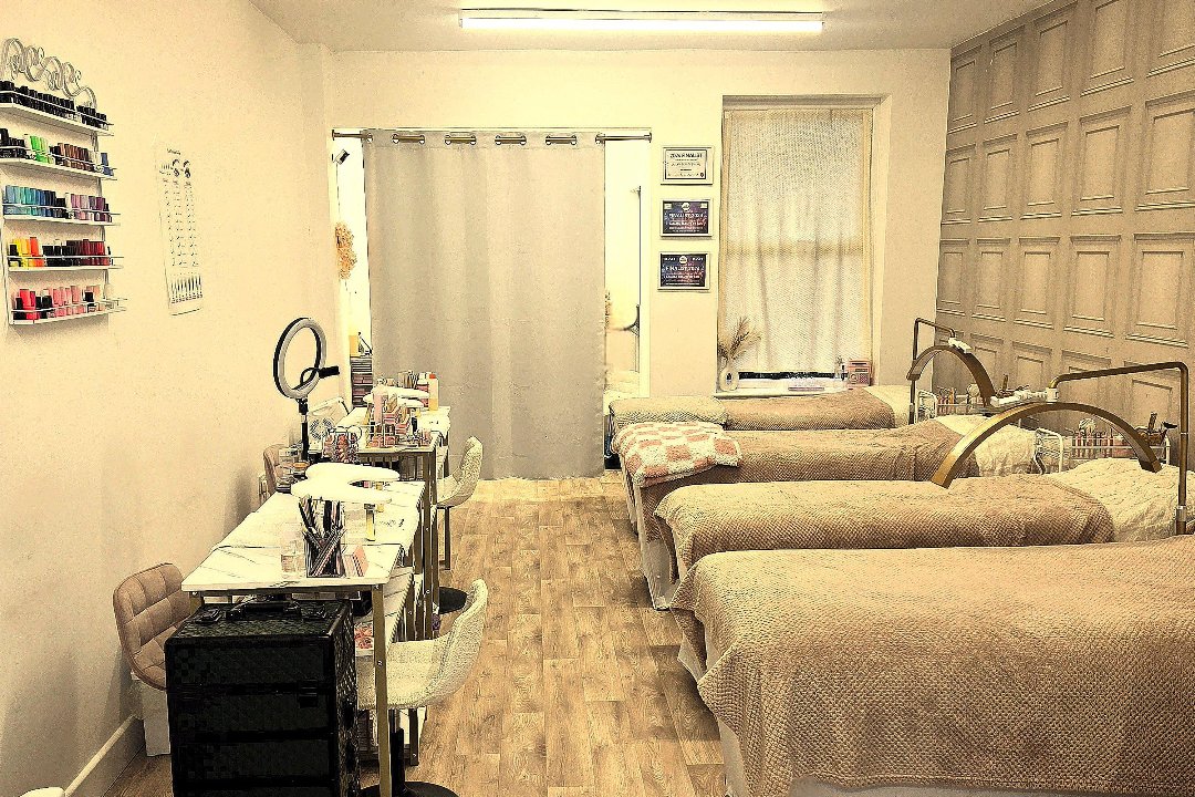 The Beauty Link, Rodley, Leeds