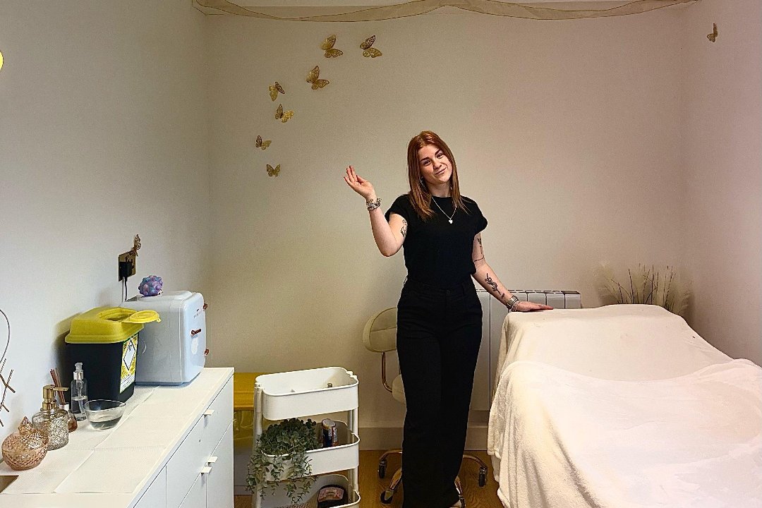 Glitter of Gold Beauty, Royston, South Yorkshire