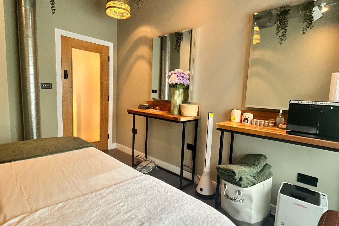 My Body Mechanic, Whitworth Street, Manchester