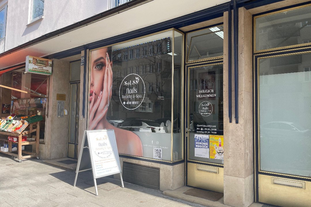 Nails by Yen, Theresienstraße, München