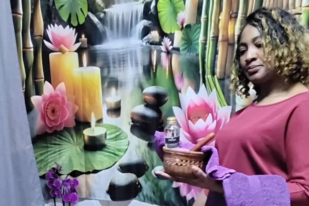 Aqora massage, Shopping Centre Heuvel, Eindhoven